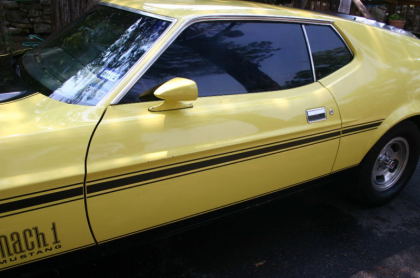 1971 Yellow Ford Mustang Mach 1