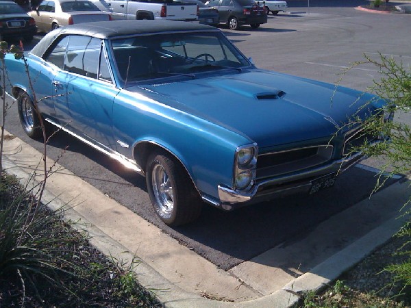 Pontiac GTO at Auto Specialists in Georgetown Texas - iPhone photo - photo