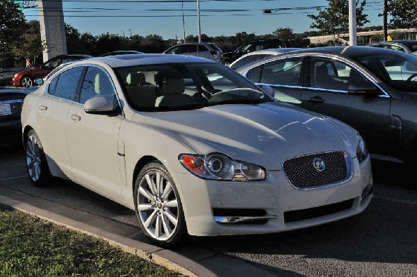 Dealership Walkthrough 11/1/09 Charles Maund Jaguar