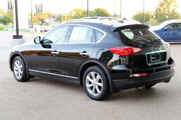 Dealership Walkthrough 11/01/09 Austin Infiniti