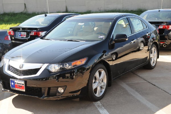 Dealership Walkthrough - David McDavid Acura - Austin 10/24/09