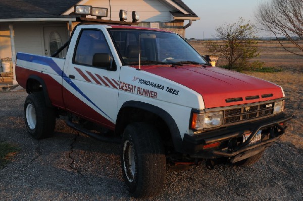 JeffBs 1988 Nissan Desert Runner 4x4 Hardbody