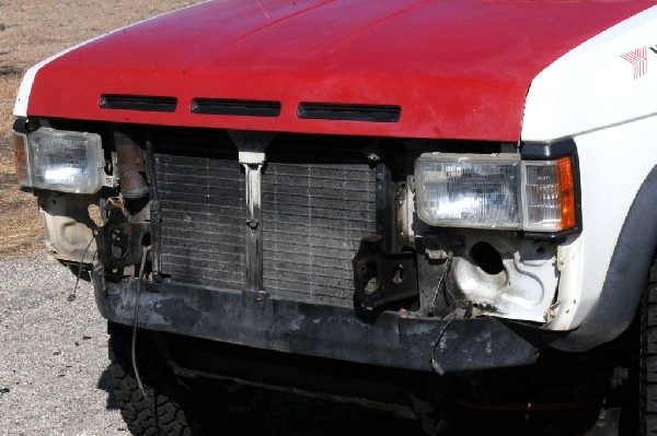 JeffBs 1988 Nissan Desert Runner 4x4 Hardbody Restoration Project - photo b