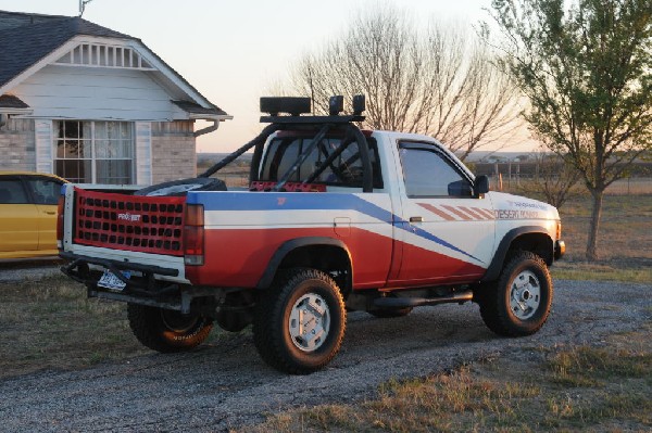 JeffBs 1988 Nissan Desert Runner 4x4 Hardbody Restoration Project - photo b