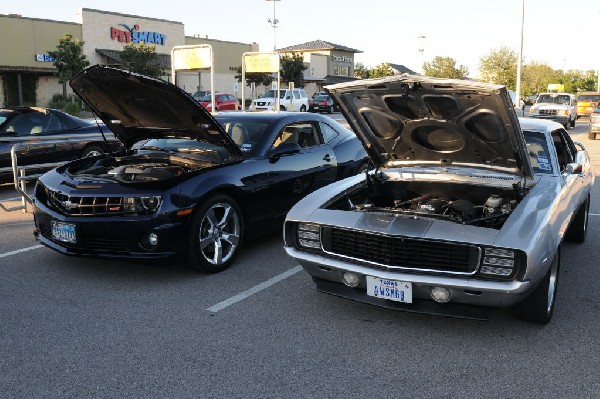 Austin FBody Meetup 07/31/10 - photo by Jeff Barringer