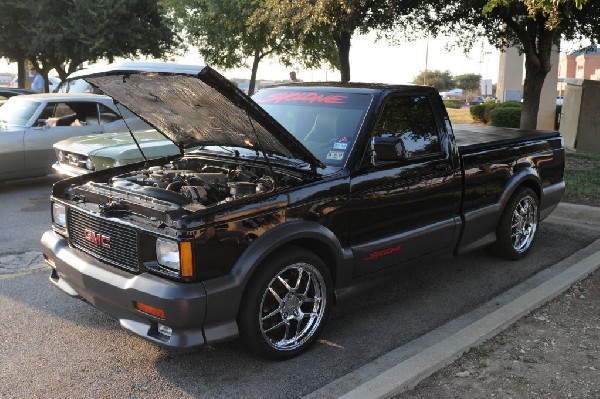 Austin FBody Meetup 08/27/11 Cedar Park Texas - photo by jeff barringer