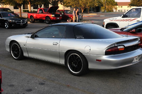 Austin FBody Meetup 08/27/11 Cedar Park Texas - photo by jeff barringer