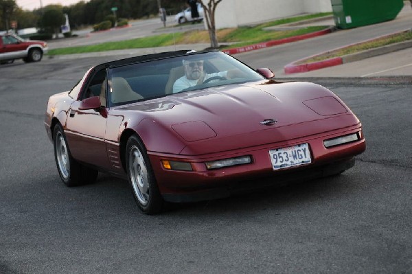 Austin FBody Meetup 08/27/11 Cedar Park Texas - photo by jeff barringer