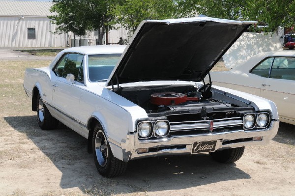 Cars and Coffee Car Show, Leander, Texas - 06/05/11 - photo by jeff narring