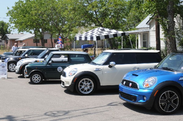 Austin Cars & Coffee Show - Leander, Texas 07/03/11 - photo by jeff bar