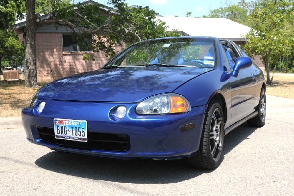 Austin Cars & Coffee Show - Leander, Texas 07/03/11 - photo by jeff bar