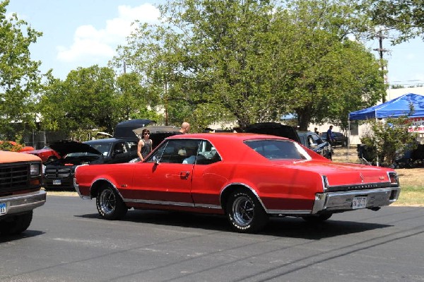 Austin Cars & Coffee Show - Leander, Texas 07/03/11 - photo by jeff bar