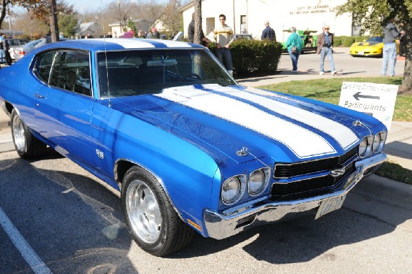 Leander Cars and Coffee Car Show, Leander Texas - 11/28/10 - photo by Jeff