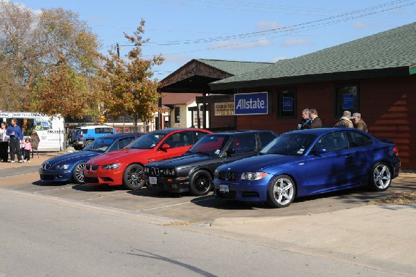 Leander Cars and Coffee Car Show, Leander Texas - 11/28/10 - photo by Jeff