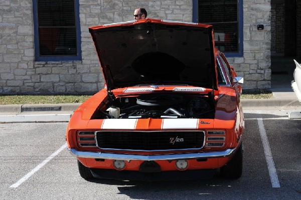 Leander Cars and Coffee Car Show, Leander Texas - 11/28/10 - photo by Jeff