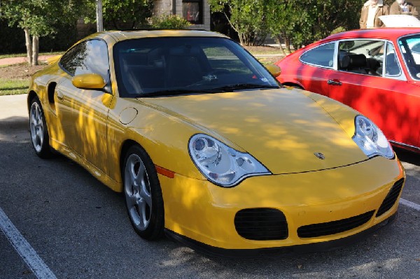 Leander Cars and Coffee Car Show, Leander Texas - 11/28/10 - photo by Jeff