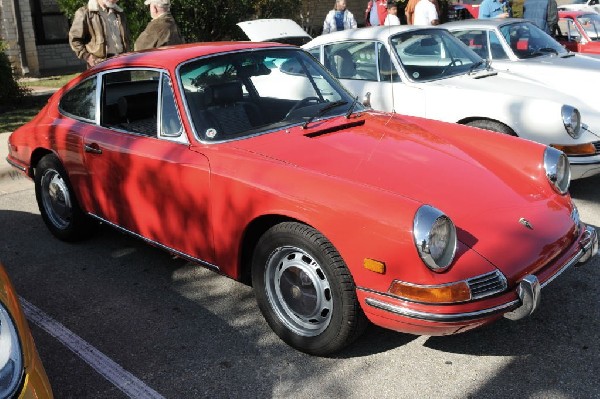 Leander Cars and Coffee Car Show, Leander Texas - 11/28/10 - photo by Jeff