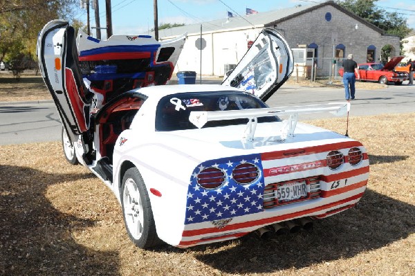 Leander Cars and Coffee Car Show, Leander Texas - 11/28/10 - photo by Jeff