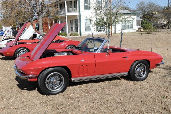 Leander Cars and Coffee Car Show, Leander Texas - 11/28/10 - photo by Jeff