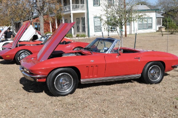 Leander Cars and Coffee Car Show, Leander Texas - 11/28/10 - photo by Jeff