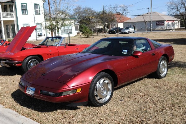 Leander Cars and Coffee Car Show, Leander Texas - 11/28/10 - photo by Jeff