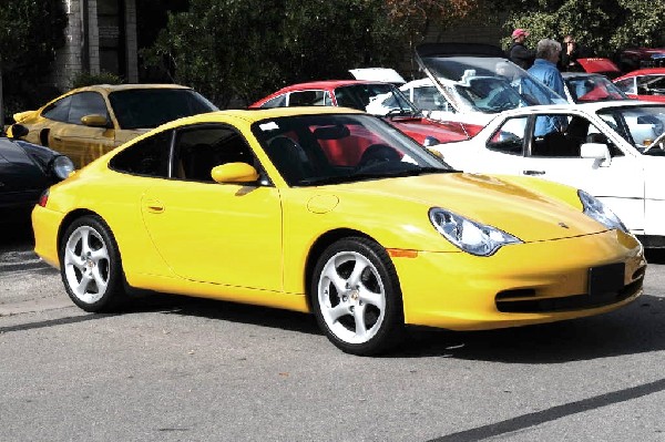 Leander Cars and Coffee Car Show, Leander Texas - 11/28/10 - photo by Jeff