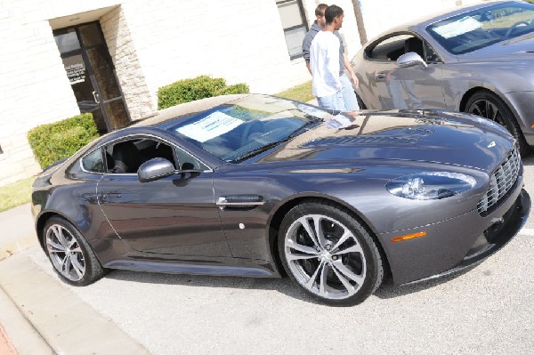 Leander Cars and Coffee Car Show, Leander Texas - 11/28/10 - photo by Jeff