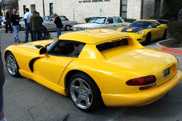 Leander Cars and Coffee Car Show, Leander Texas - 11/28/10 - photo by Jeff