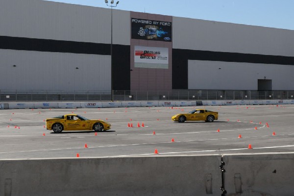 Bob Bondurant instructors take SEMA participants around SEMA MotorTrend Pro