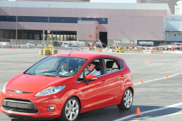 Bob Bondurant instructors take SEMA participants around SEMA MotorTrend Pro