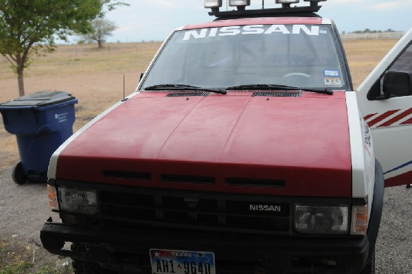 JeffBs 1988 Nissan Desert Runner 4x4 Hardbody Restoration Project - photo b