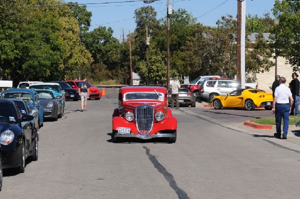 Leander Cars and Coffee Car Show, Leander Texas - 10/31/10 - photo by Jeff