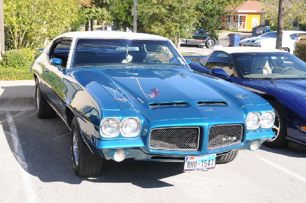 Leander Cars and Coffee Car Show, Leander Texas - 10/31/10 - photo by Jeff