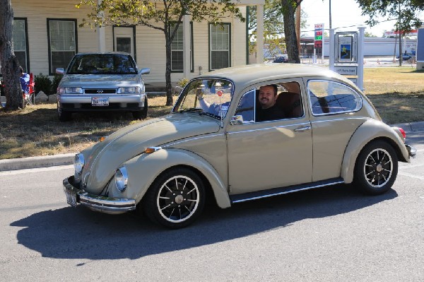 Leander Cars and Coffee Car Show, Leander Texas - 10/31/10 - photo by Jeff