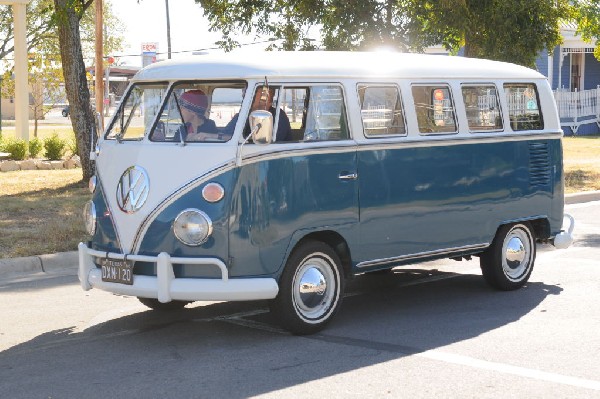 Leander Cars and Coffee Car Show, Leander Texas - 10/31/10 - photo by Jeff