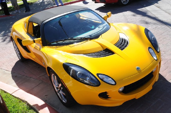 Leander Cars and Coffee Car Show, Leander Texas - 10/31/10 - photo by Jeff