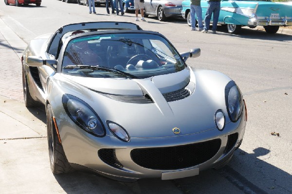 Leander Cars and Coffee Car Show, Leander Texas - 10/31/10 - photo by Jeff