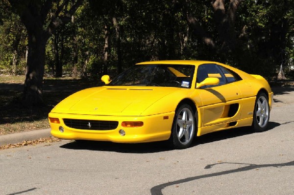 Leander Cars and Coffee Car Show, Leander Texas - 10/31/10 - photo by Jeff