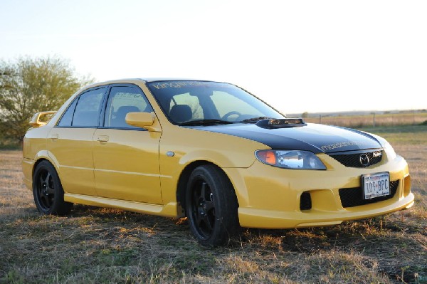 kingsnake racing 2003.5 MazdaSpeed Protege gets it's first graphic set