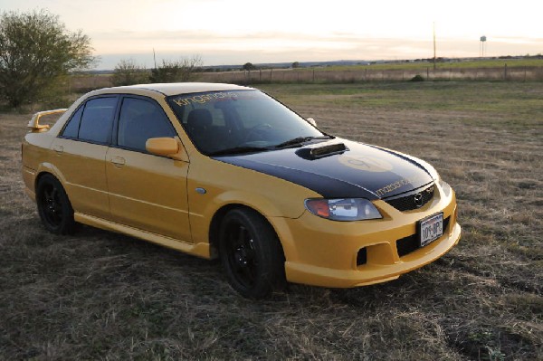 kingsnake racing 2003.5 MazdaSpeed Protege gets it's first graphic set